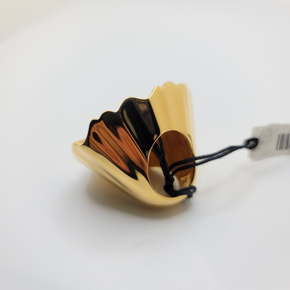 Balenciaga BB Thick Gold Ring US 5 5.5 Heavy Solid Chunky Flower Round Statement - Picture 5 of 10